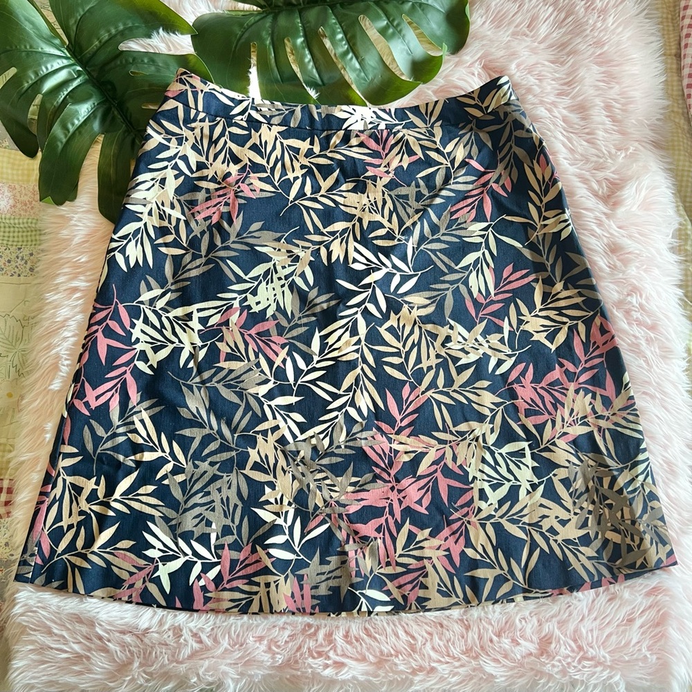 Margaret M Navy Blue Tan Mauve Tropical Leaf A Line‎ Pull On Skirt Sz M Preppy
